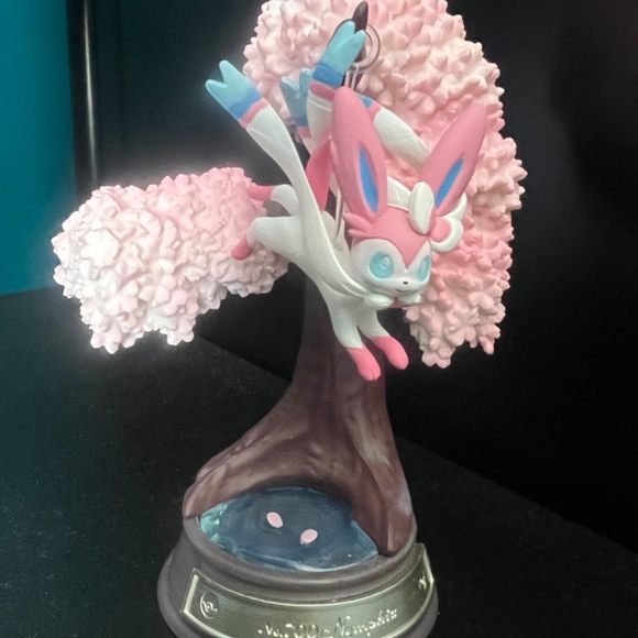 Sylveon - Swing Vignette Collection 2 Pokemon Re-Ment Figure #5 - Picture 3 of 3